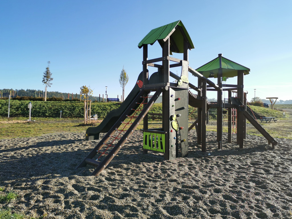 Ein Ort der Begegnung in W&ouml;rnitz: Der Mehrgenerationenspielplatz &copy; LAG Region an der Romantischen Stra&szlig;e e. V.